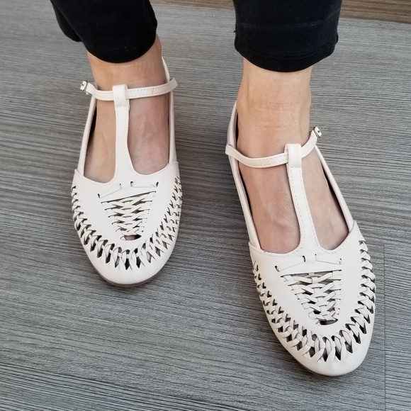 Nude Cut Out Ballerina Spring Flats -P - Picture 8 of 8